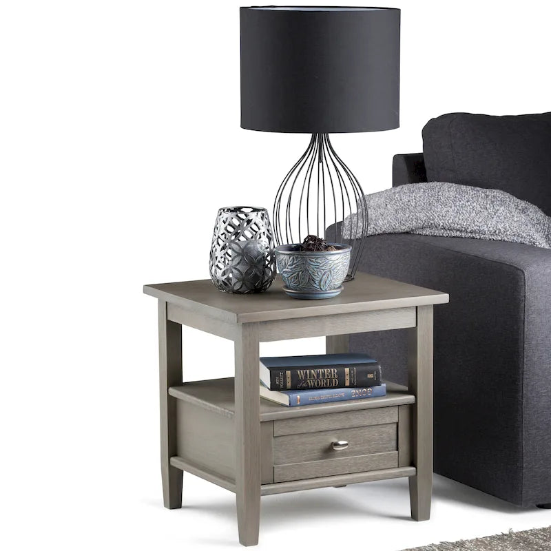 Table d'appoint rectangulaire de 20 pouces de large en bois massif de style transitoire - 20 pouces de large
