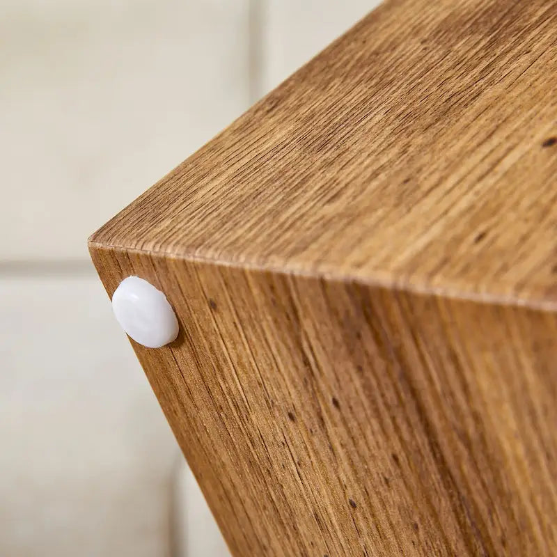 La table basse double plateau amovible, et la conception détachable peut rendre l'utilisation de l'espace plus flexible